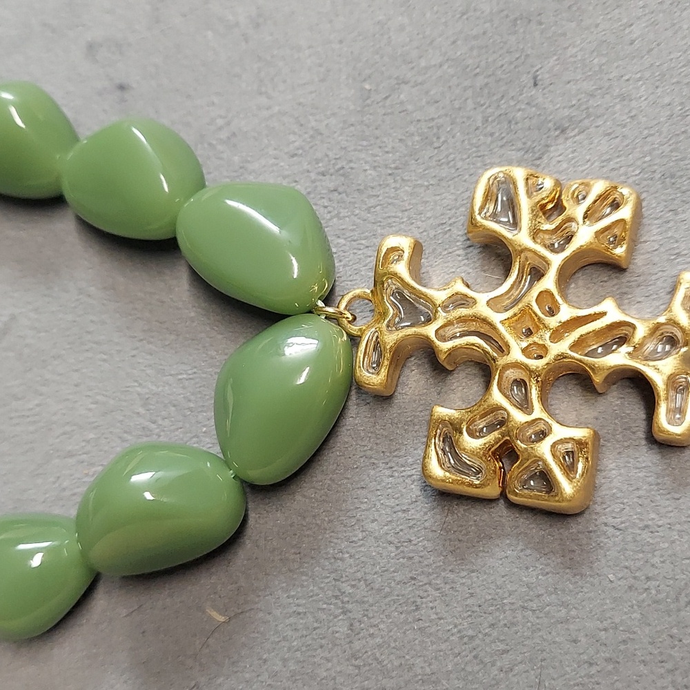 Tory Burch Roxanne Statement Necklace - Picture 8 of 9